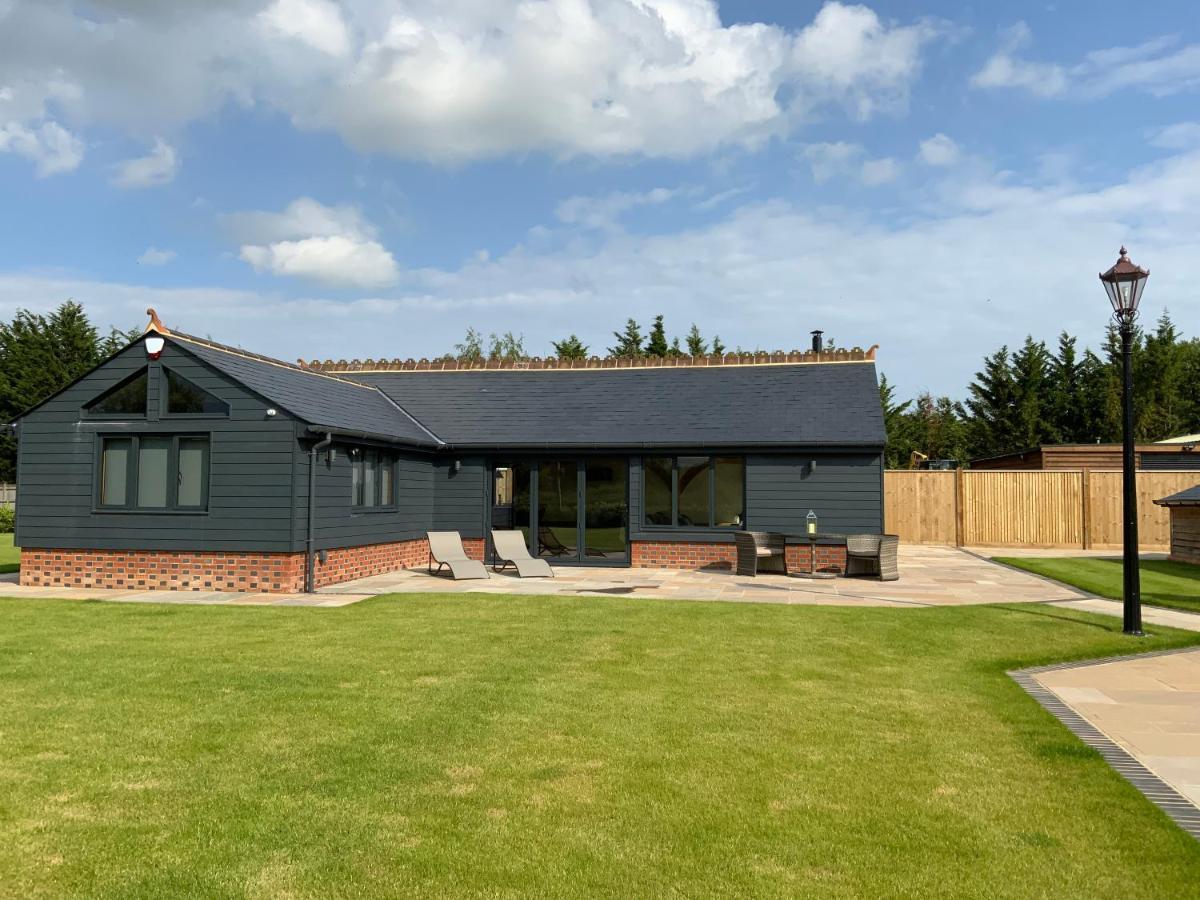 Little Oak Lodge Hailsham Exteriör bild
